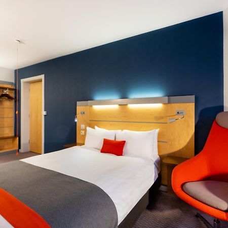 Holiday Inn Express Dundee By Ihg Extérieur photo