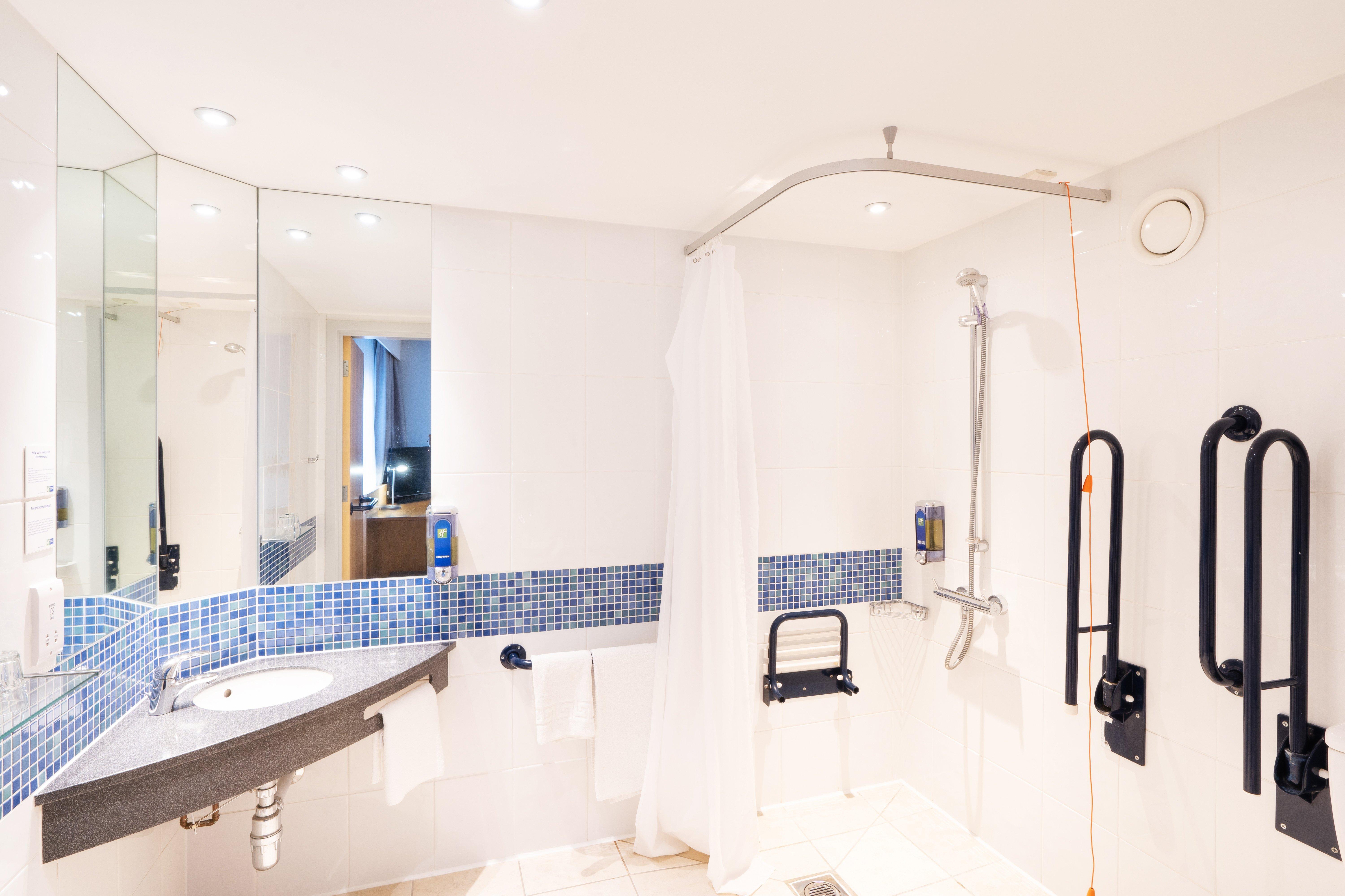Holiday Inn Express Dundee By Ihg Extérieur photo