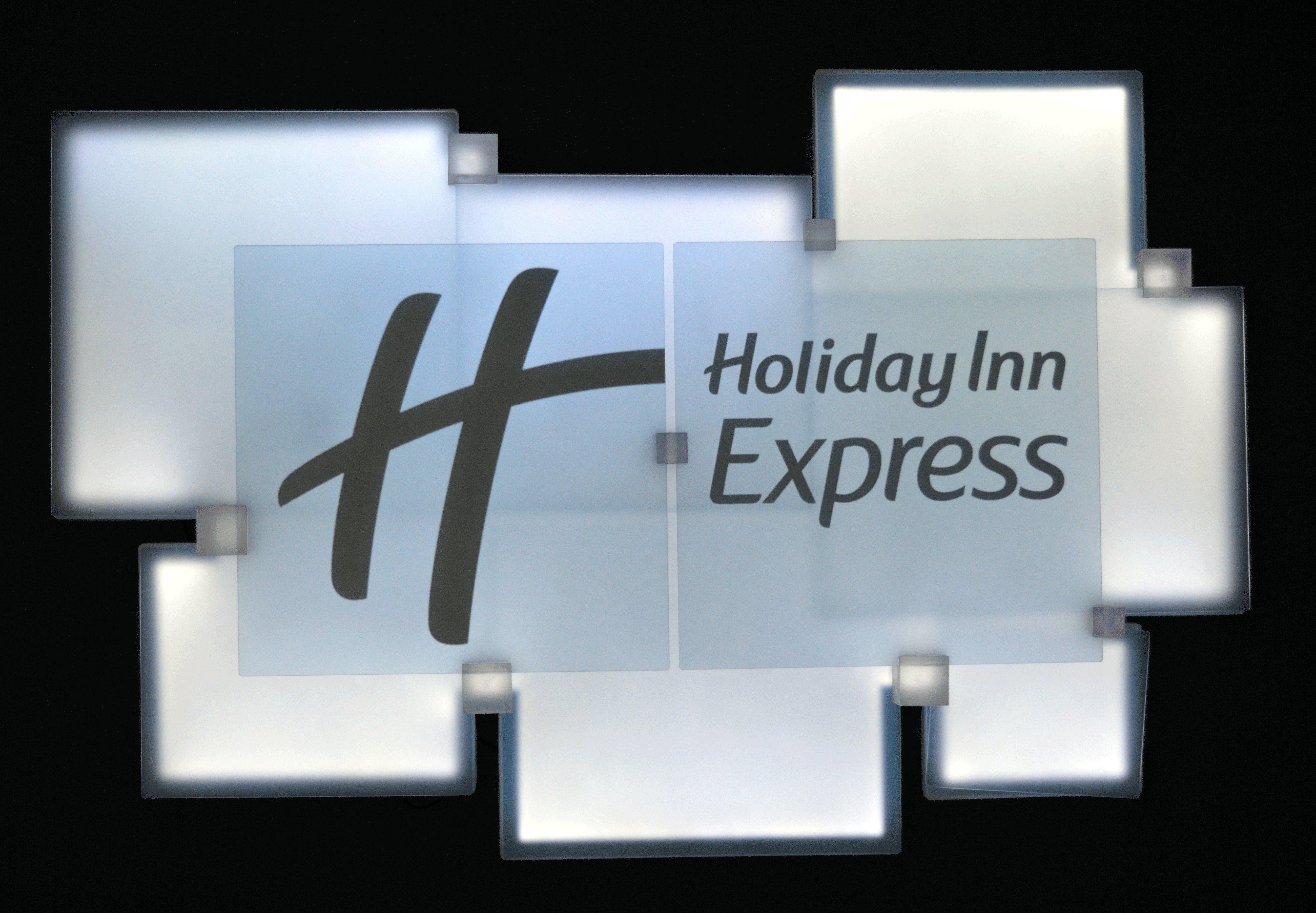 Holiday Inn Express Dundee By Ihg Extérieur photo