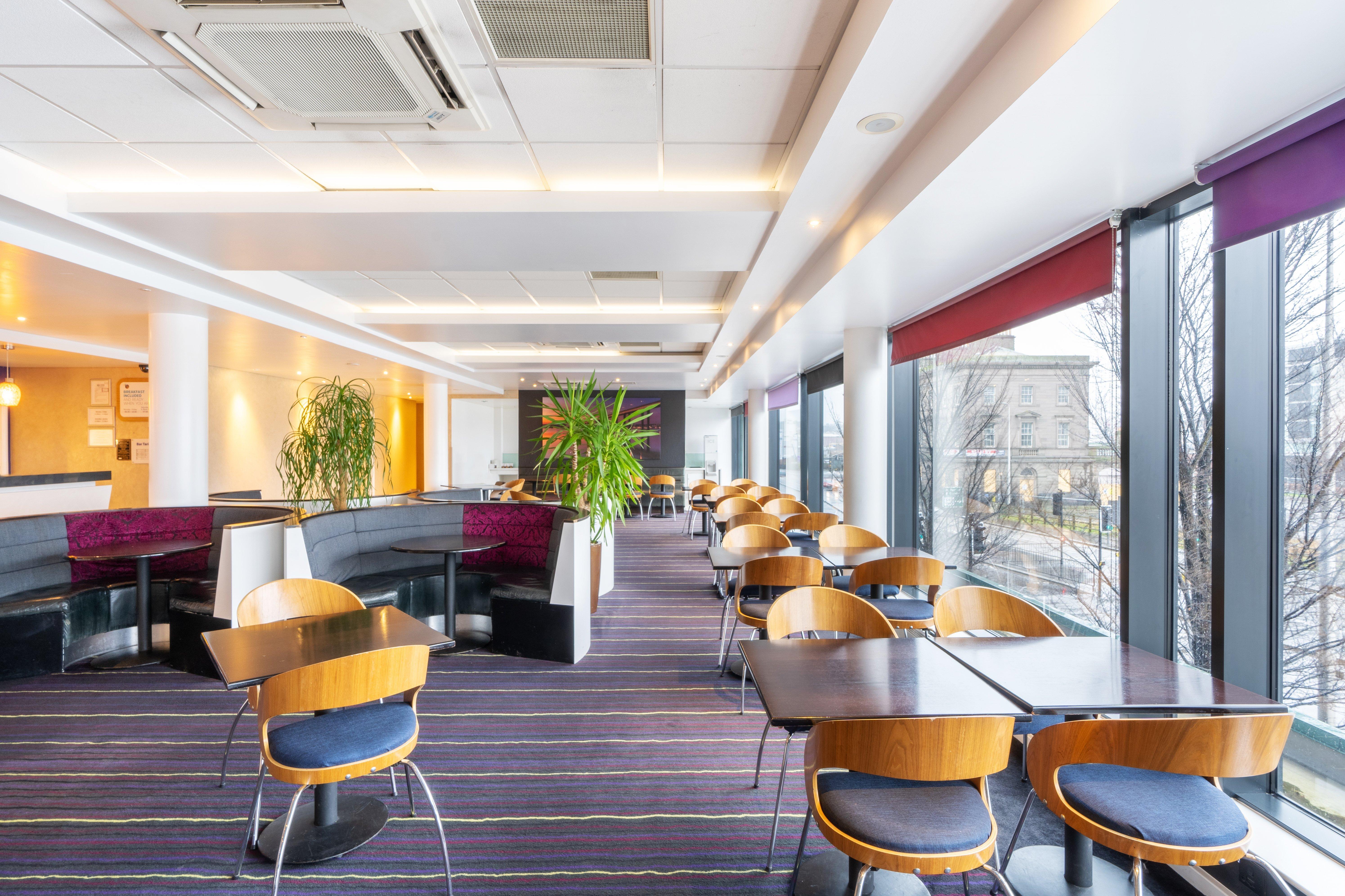 Holiday Inn Express Dundee By Ihg Extérieur photo