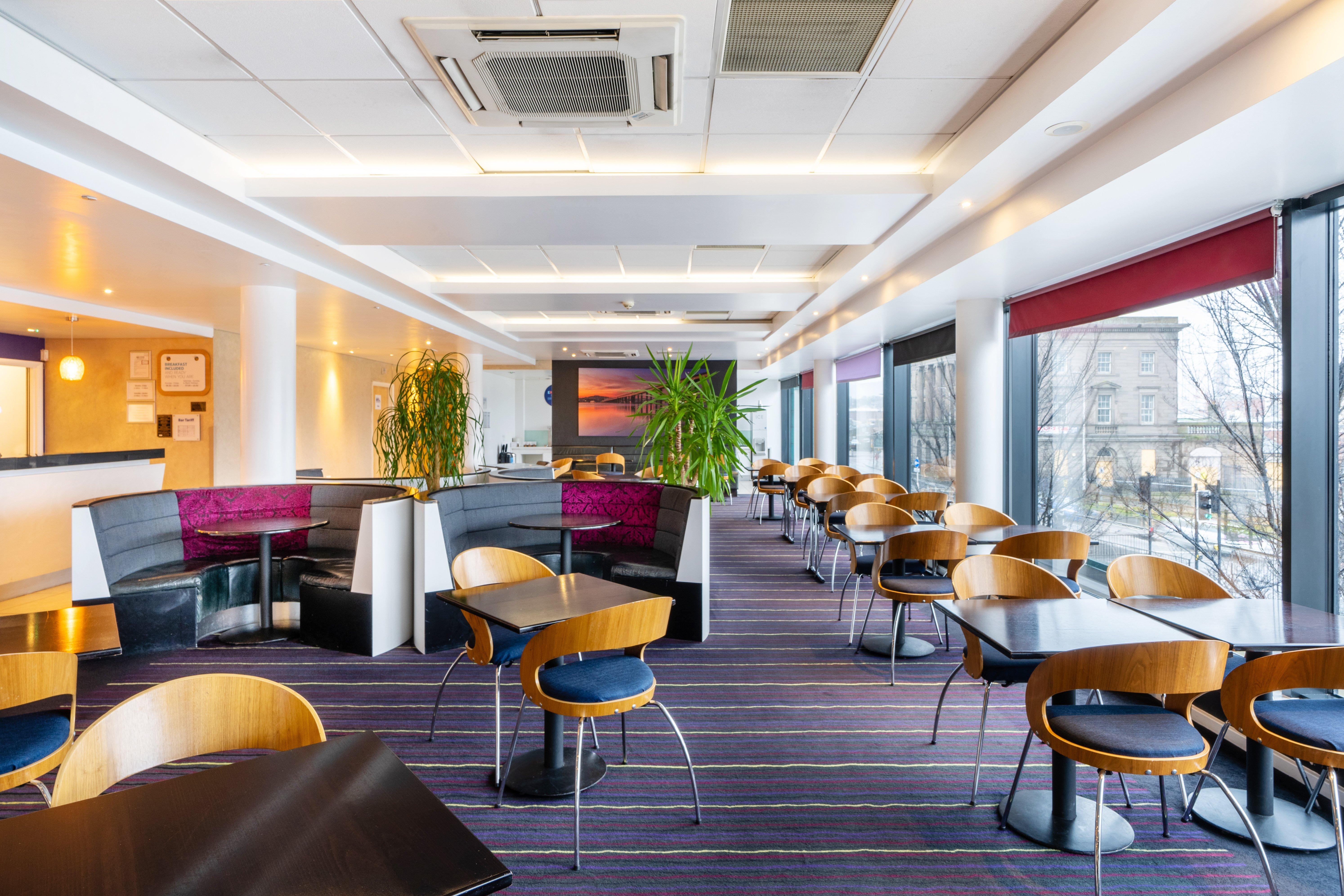 Holiday Inn Express Dundee By Ihg Extérieur photo