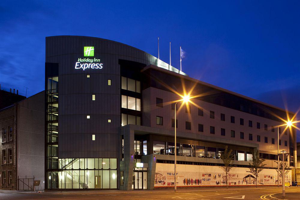 Holiday Inn Express Dundee By Ihg Extérieur photo
